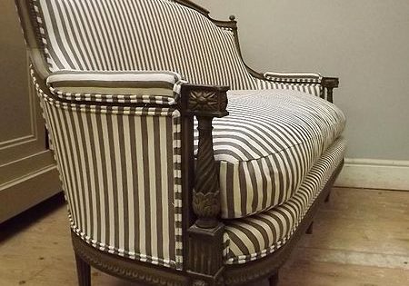 450px-Settee_ticking_fabric_upholstery
